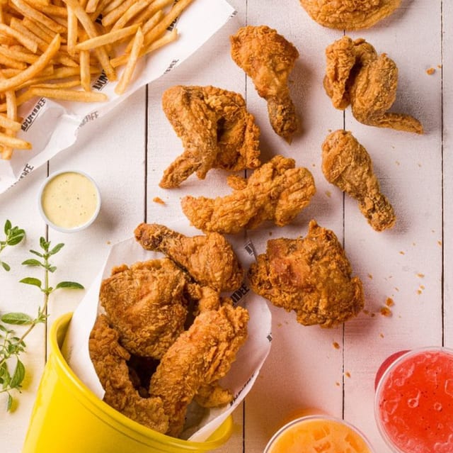 25 Pcs Chicken mix.